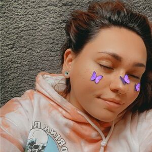 Meet your Posher, Nicole